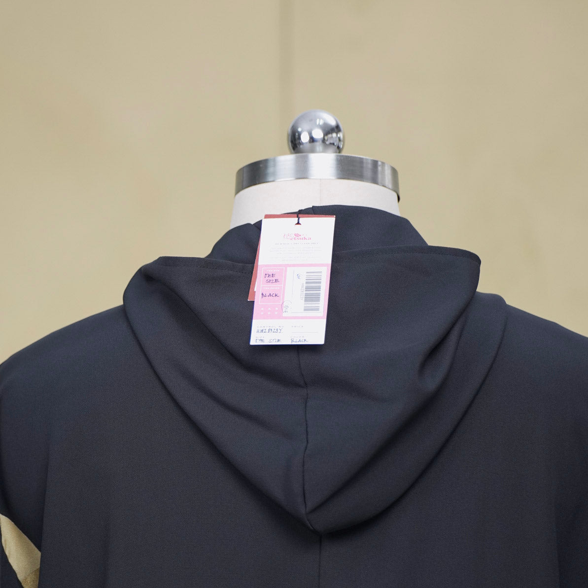 Premium On-hand: Black Hoodie With Zipper | HWZ8323Y