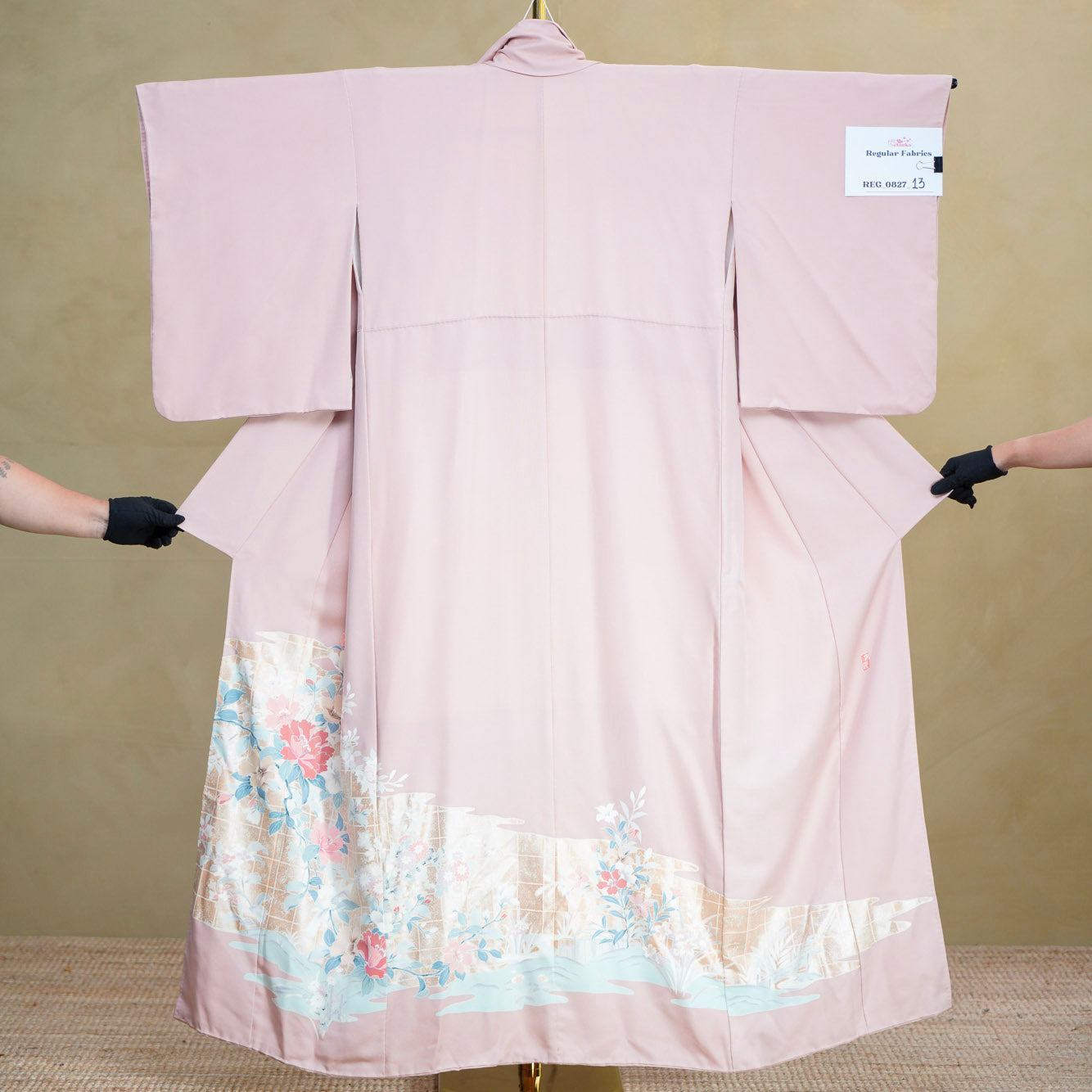 Pre-Birthday Fabric: REG0827-13 | Pink Night Jasmine