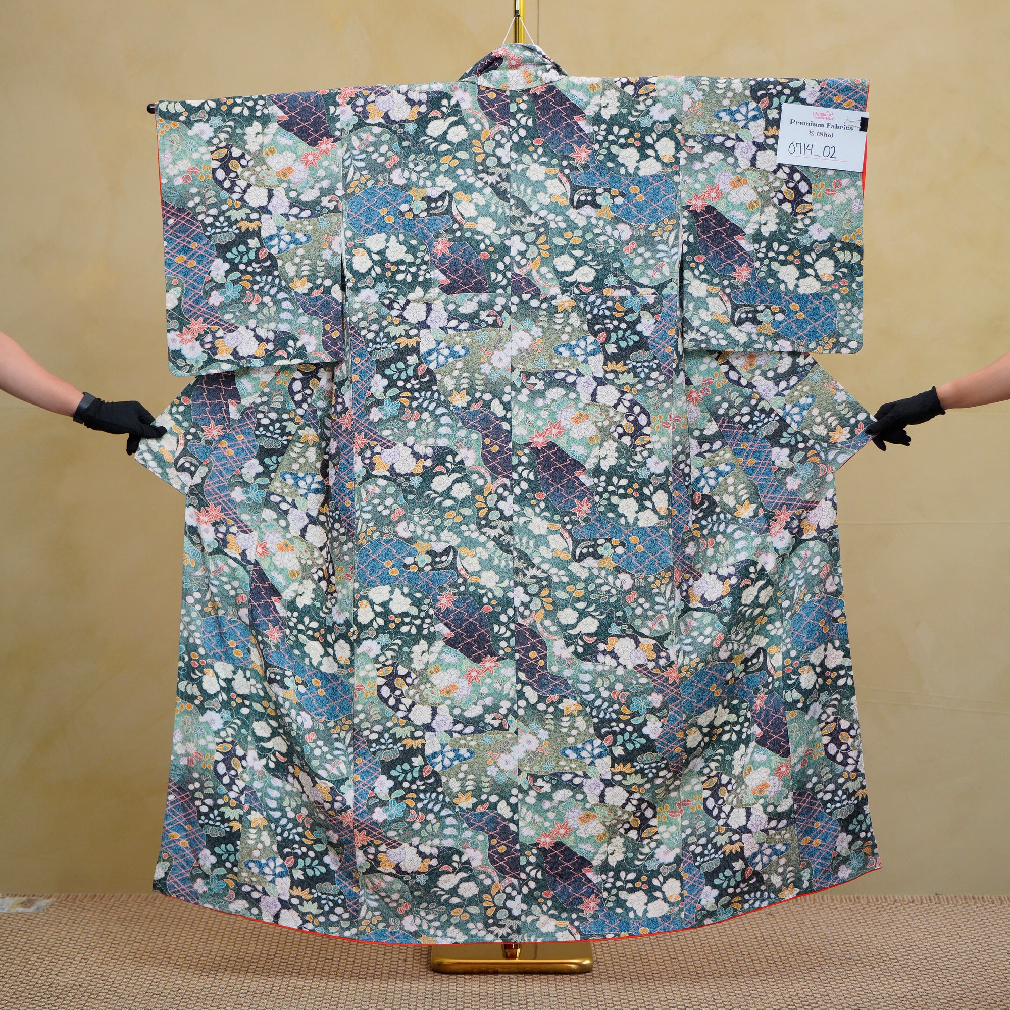 Premium Sho Fabric: 0714_02 | Bloom Splashes