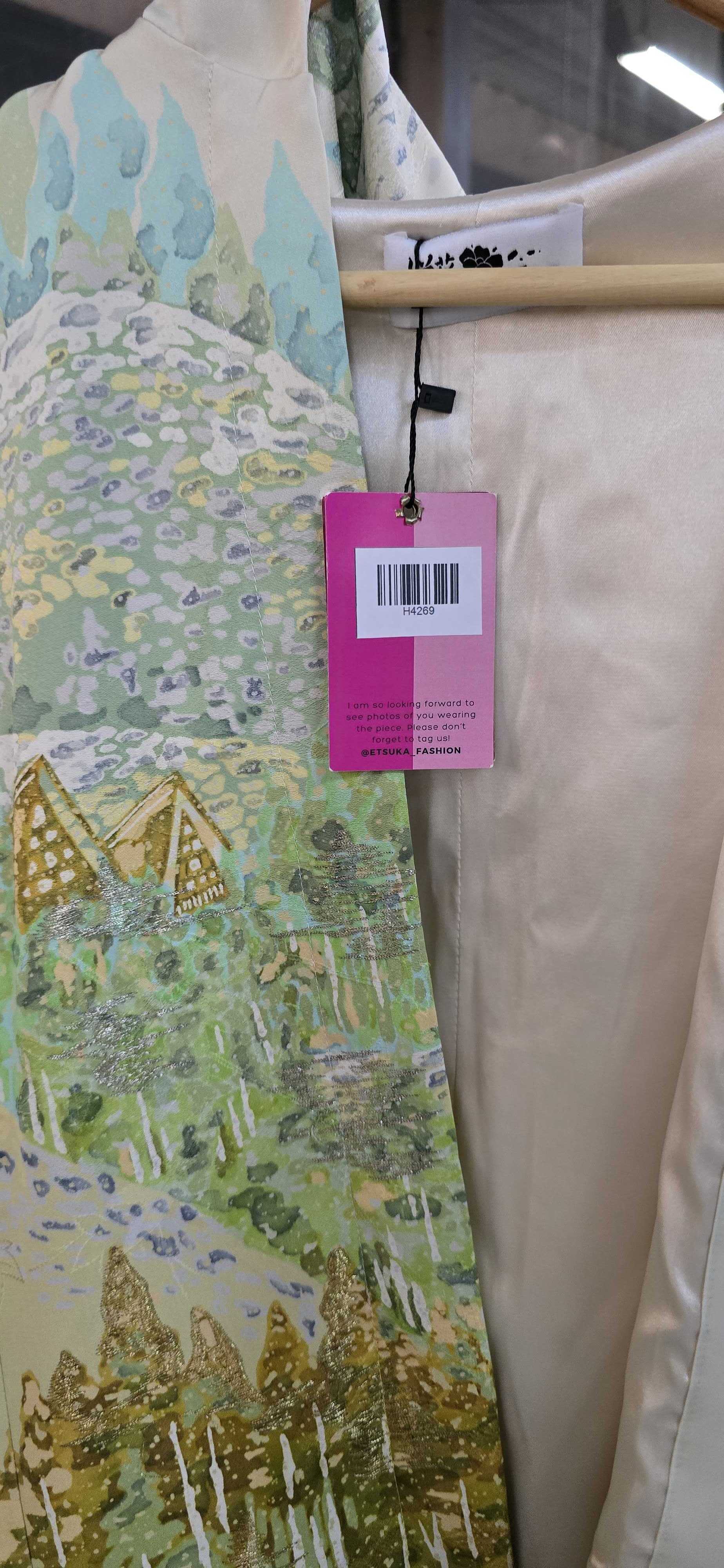 On-hand: Hoodie | H4269 (nice creamy colors)