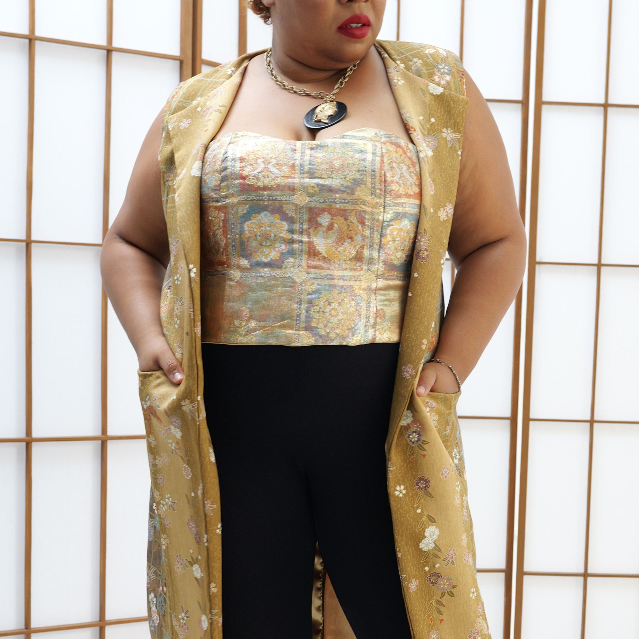 Premium On-hand: Sleeveless Suit Midi | NSSM4723A | XL