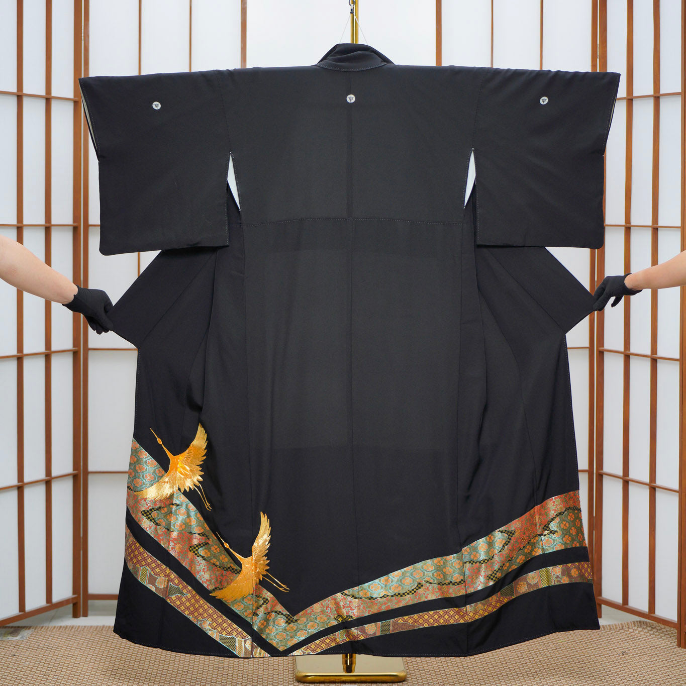 Premium Sho Fabric: 0625_18 | Golden Birds Soaring