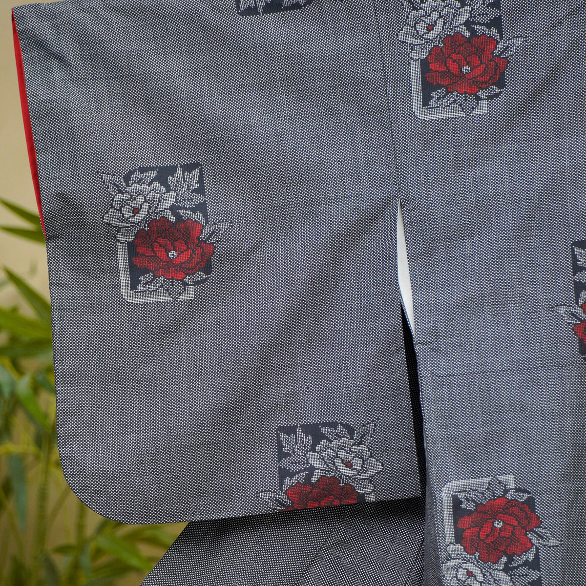 Premium Oshima Fabric: 0911_45 | Frame of Flowers