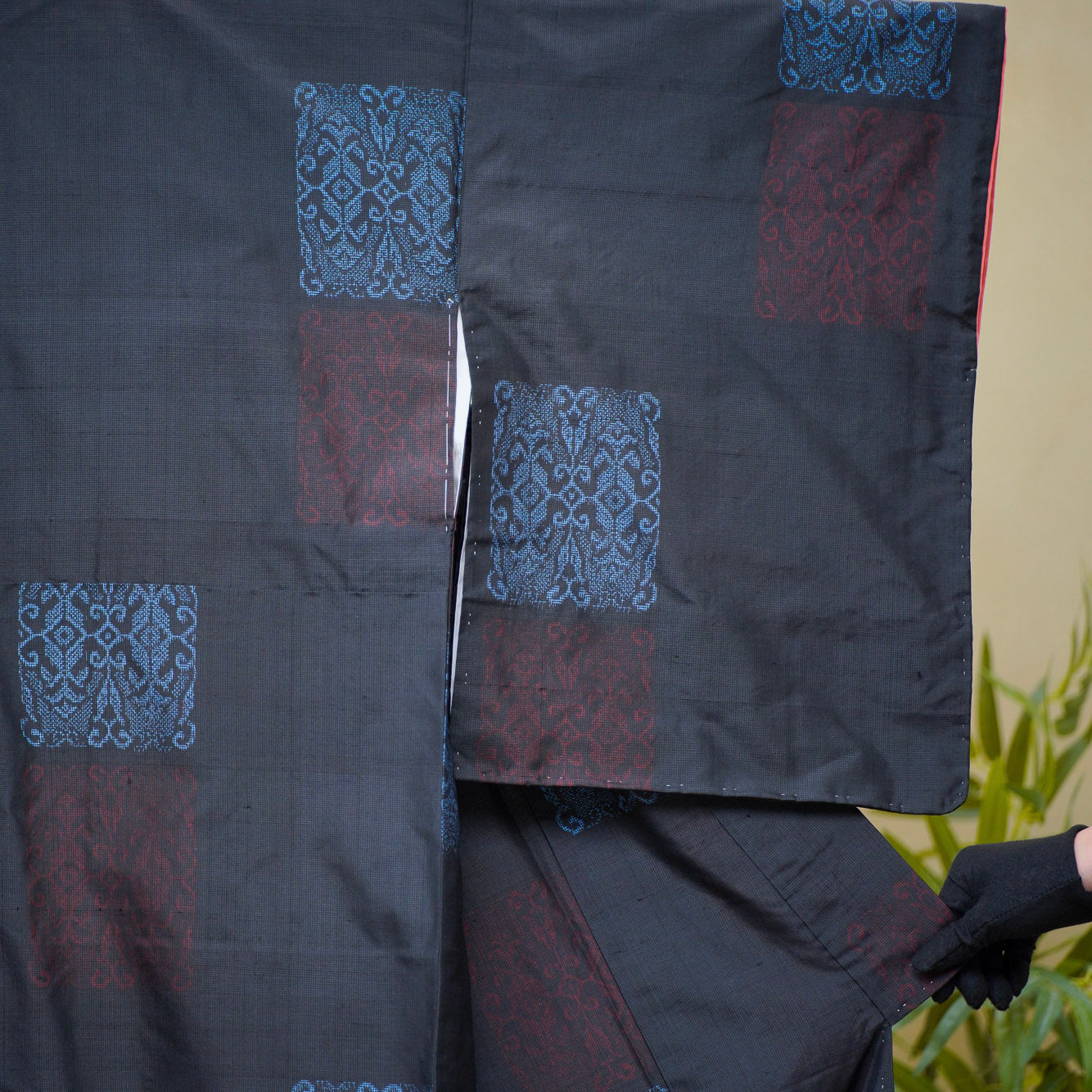 Premium Oshima Fabric: 0818_03 | Nocturne Geometric