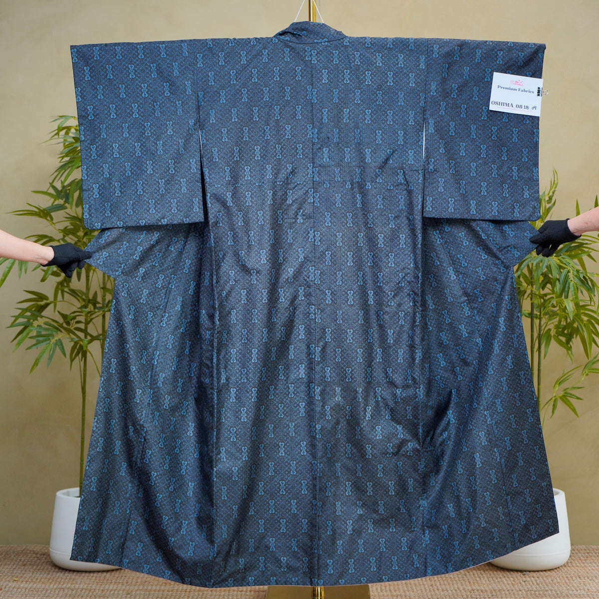 Premium Oshima Fabric: 0818_04 | Nightfall Brocade - Indigo