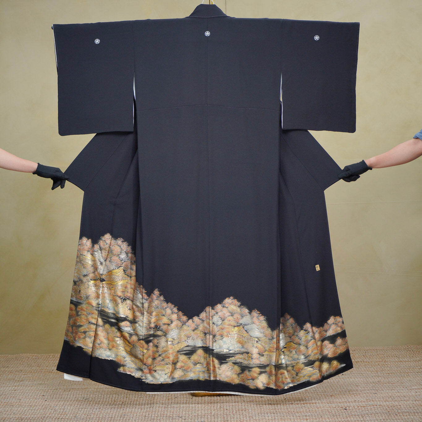 Premium Sho Fabric: 0801_04 | The Hidden Garden | Golden Emboss OMG