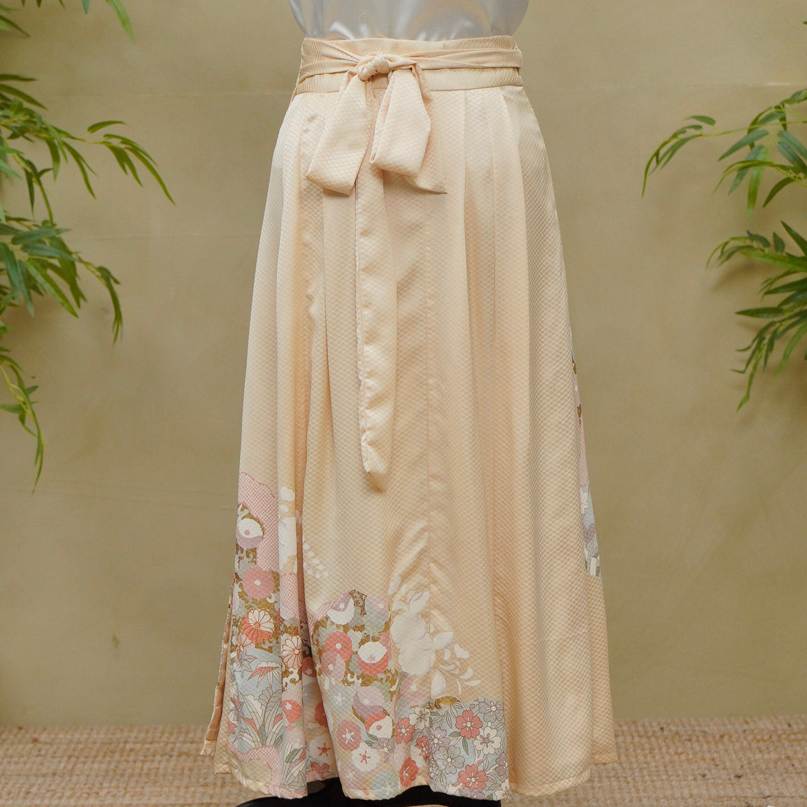 Premium On-hand: Cream Hanbok Skirt | HS8109M | 2T