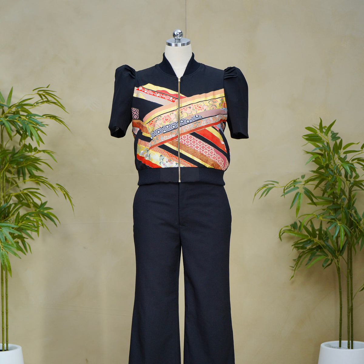 Premium On-hand item: Filipiniana Bomber Jacket | Black | FBJ8617M | Large