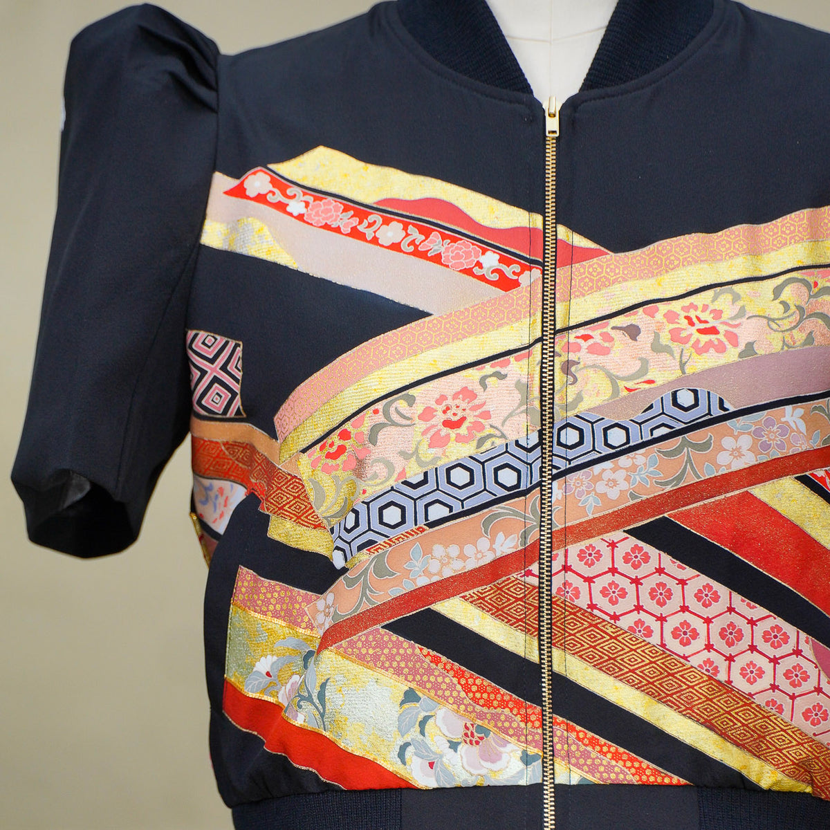 Premium On-hand item: Filipiniana Bomber Jacket | Black | FBJ8617M | Large