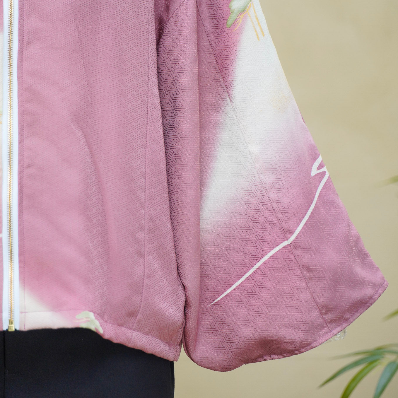 8k Hoodies On-hand: Pink Hoodie With Zipper | HWZ7959Y