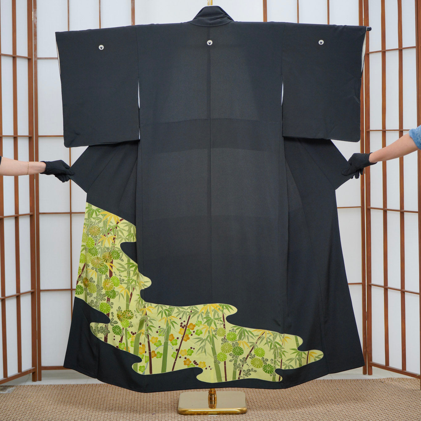 TYSB04: Garden Gate