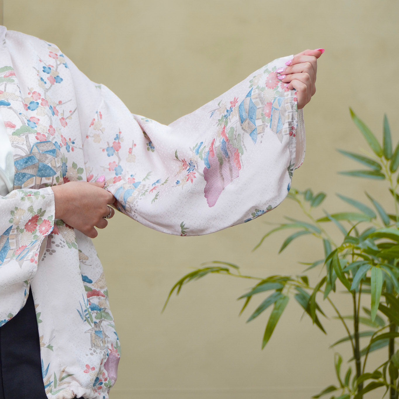 Premium On-hand: Cream Hoodie | H8229Y