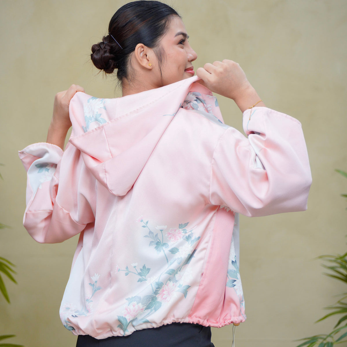 Premium On-hand item: Pink Kodomo Hoodie (Small Size) | HK8284Y -O
