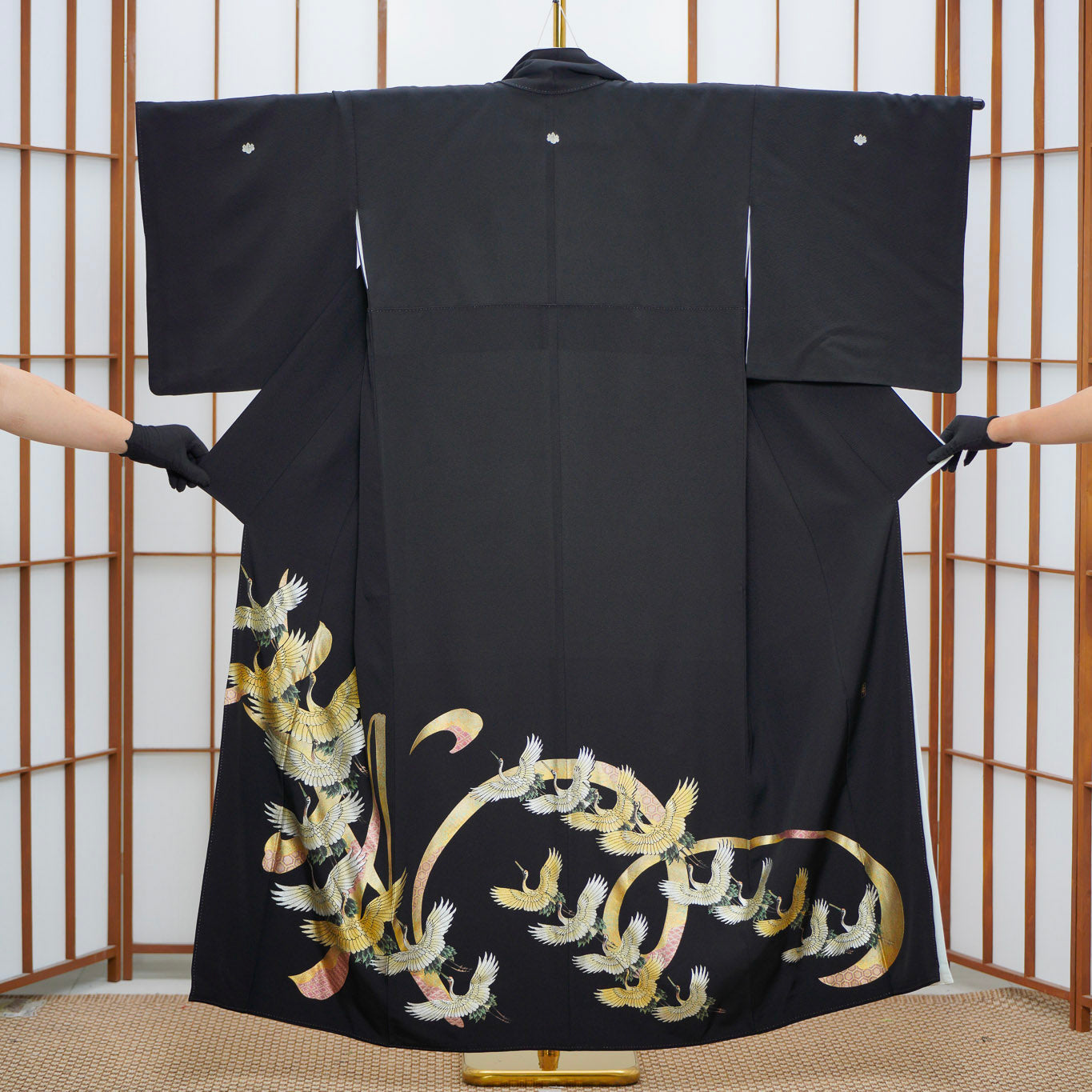 Premium Sho Fabric: 0625_21 | Golden Arcs