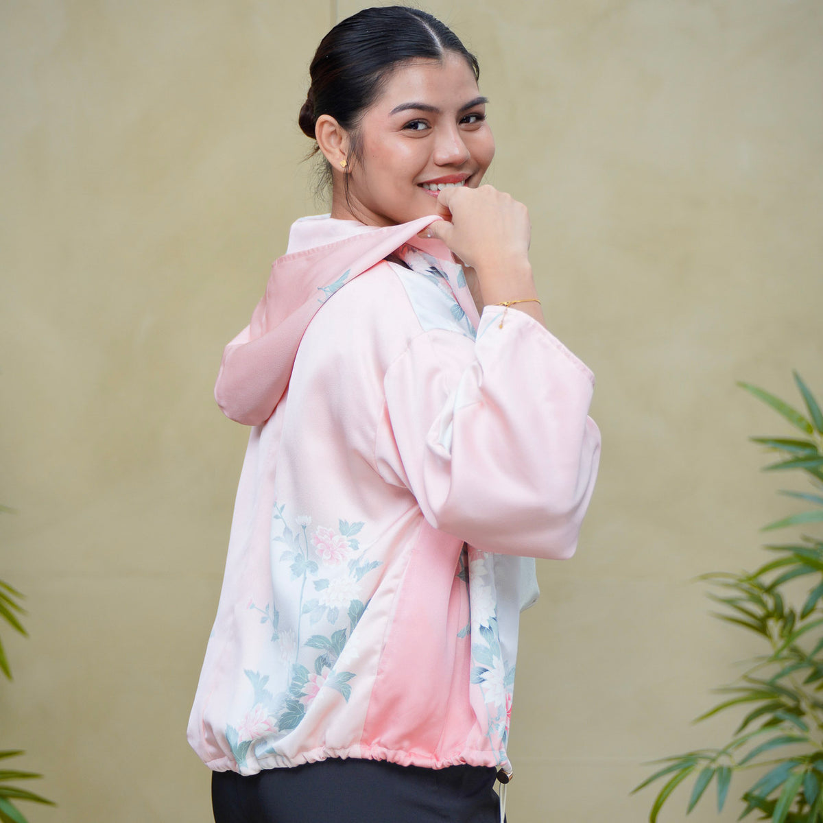 Premium On-hand item: Pink Kodomo Hoodie (Small Size) | HK8284Y -O