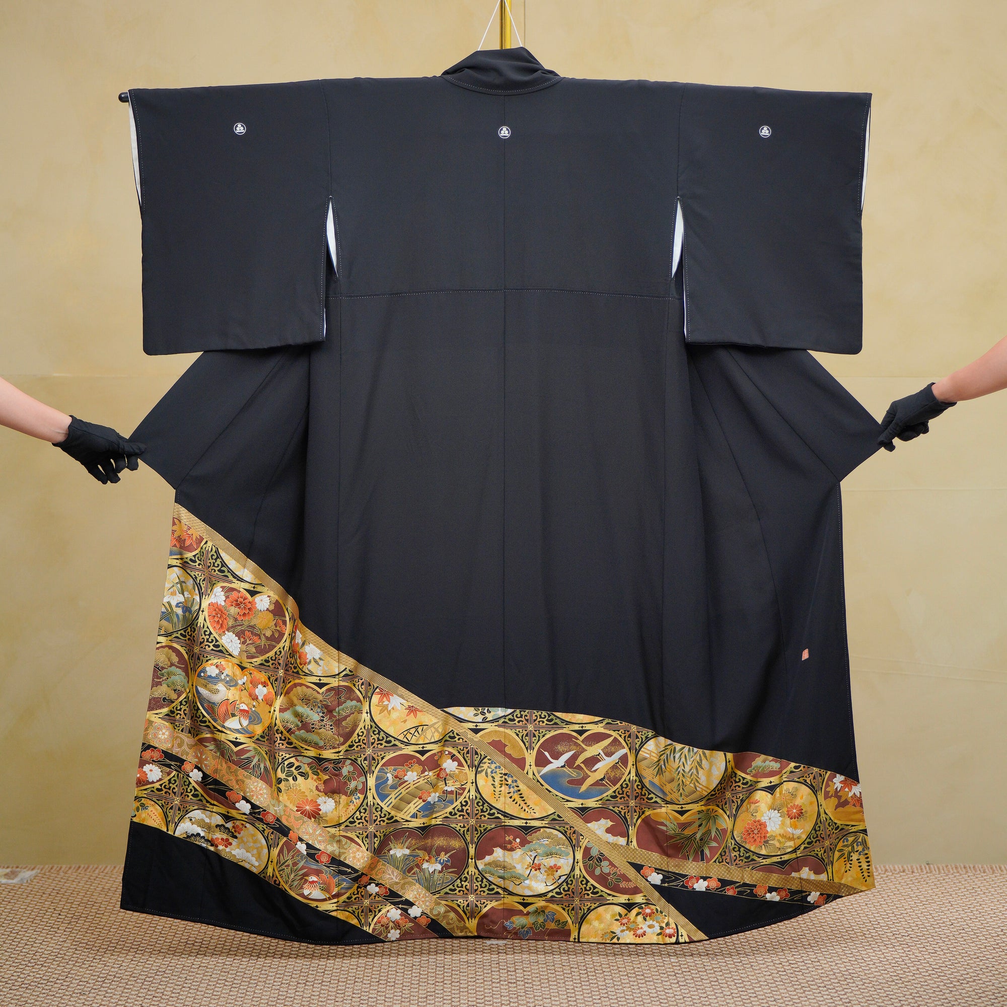 Chiku Fabric: 0714_16 | Story of Glamor