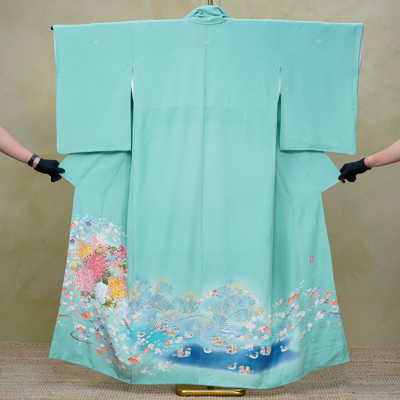 Premium Sho Fabric: 0721_06 | Petals on the Breeze