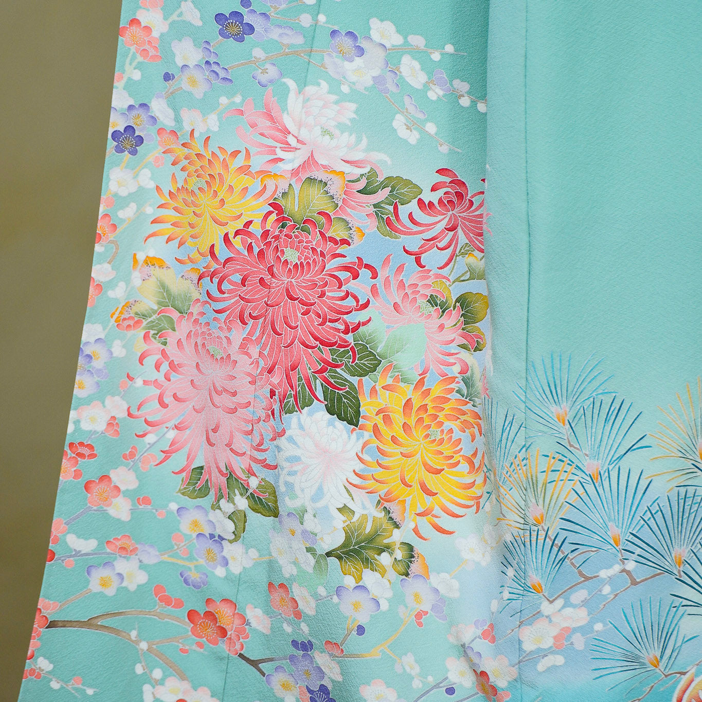 Premium Sho Fabric: 0721_06 | Petals on the Breeze