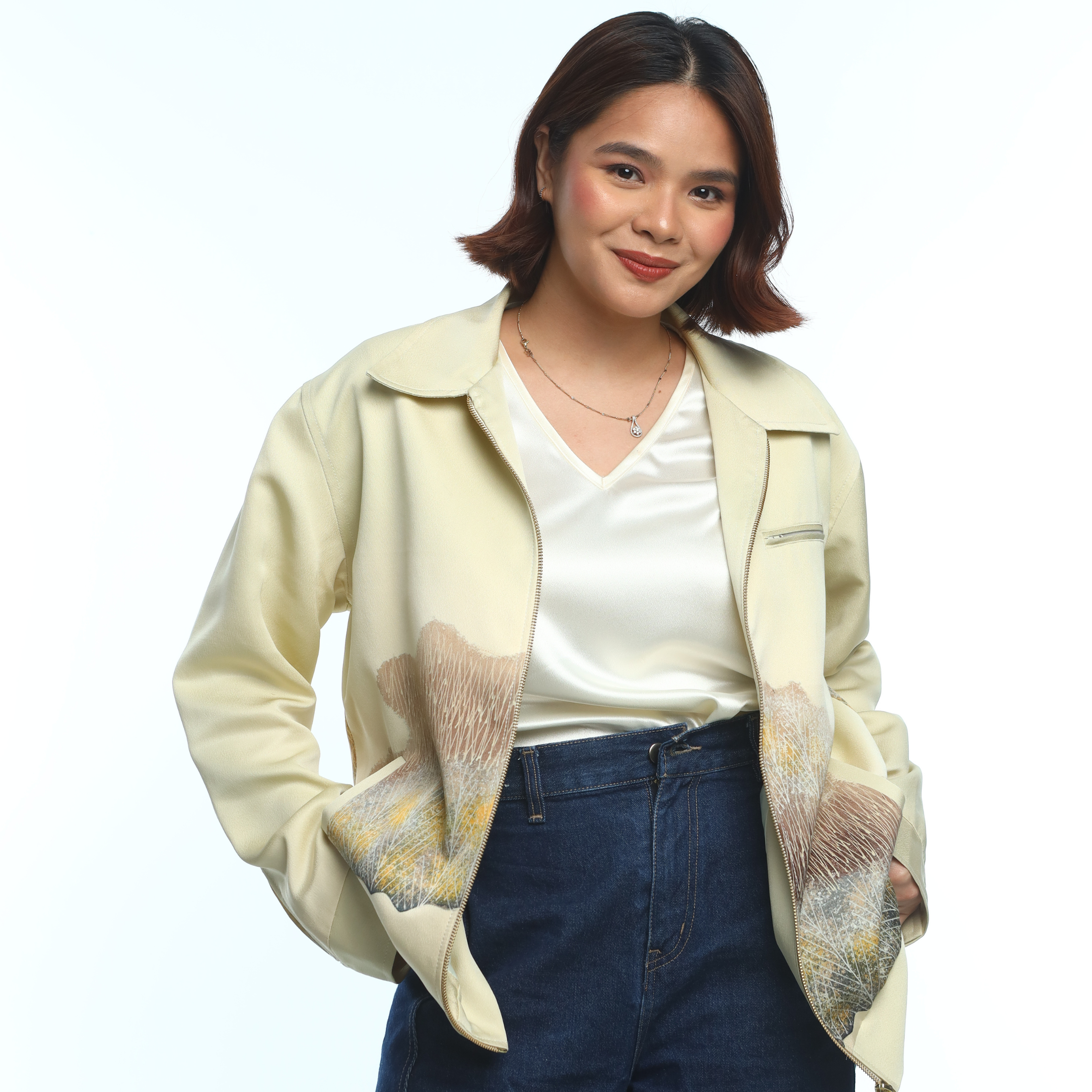 On-hand item: Zipped Up Short Jacket Cream | SHIP in 1-3 weeks