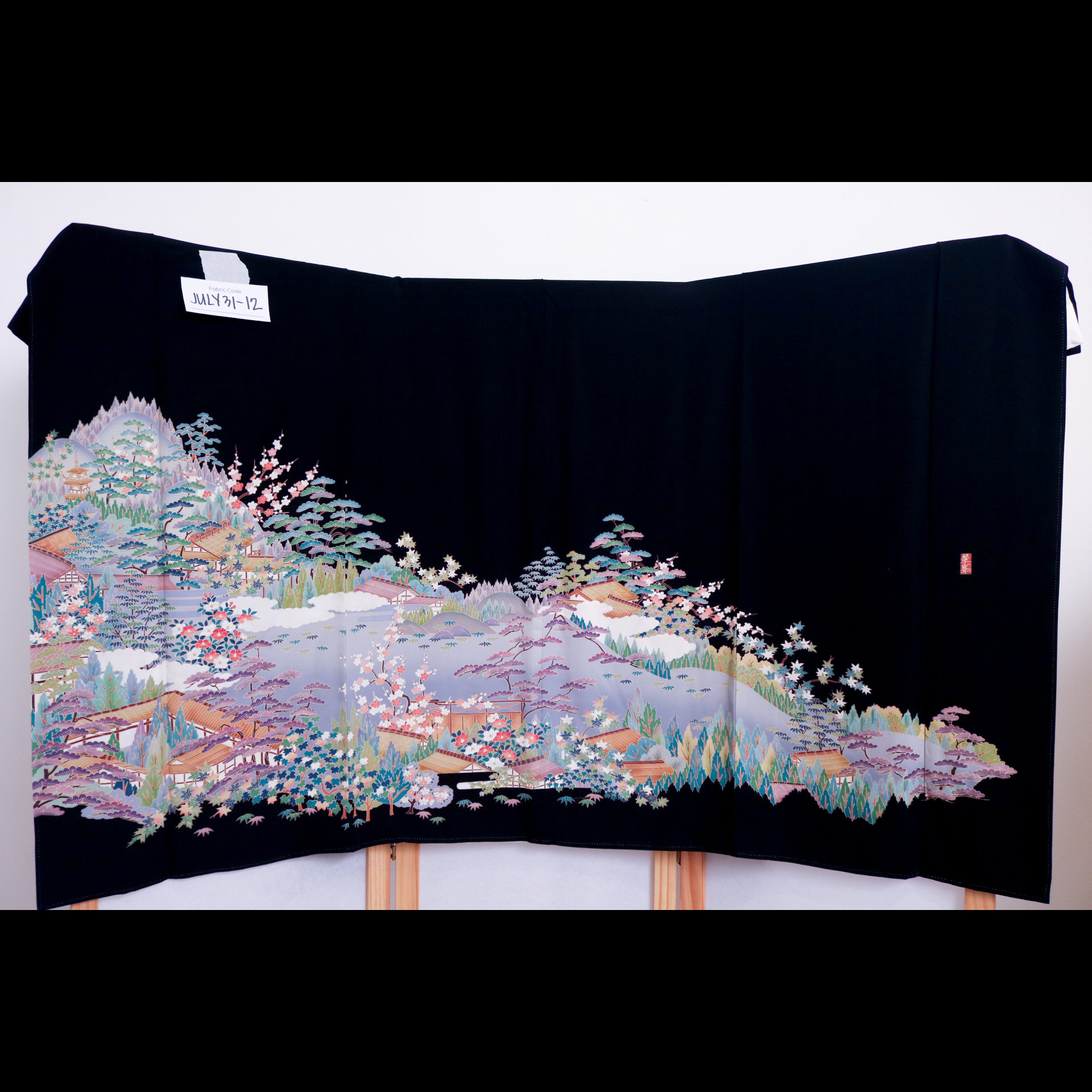 Summer Collection Fabric: July31-12 (Yuzen landscape)
