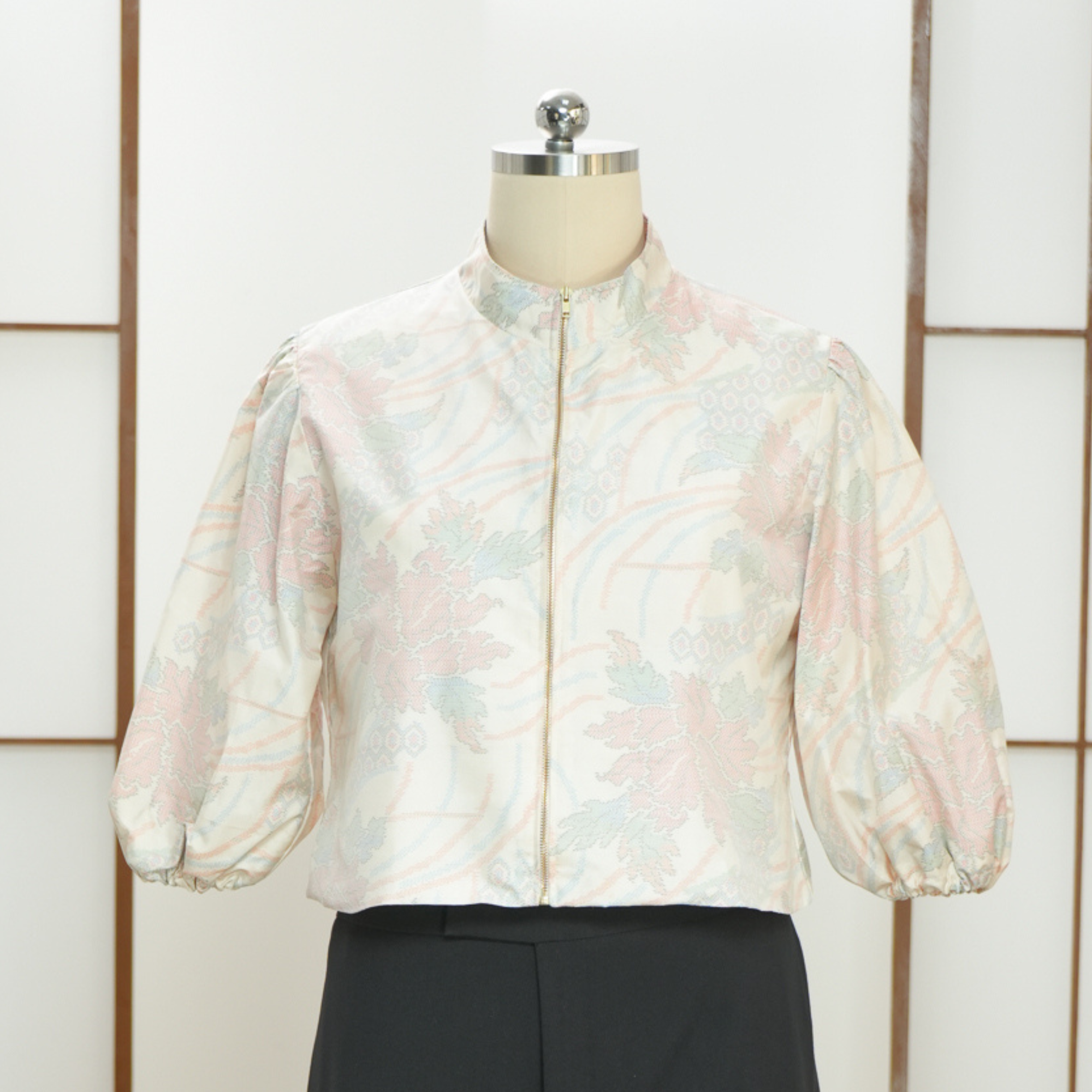 Premium On-hand item: Cream Puffer Jacket | PJ7582 | XLB