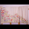 Load image into Gallery viewer, Summer Collection: July23-08 Cream flowers (with specks of gold OMGG)
