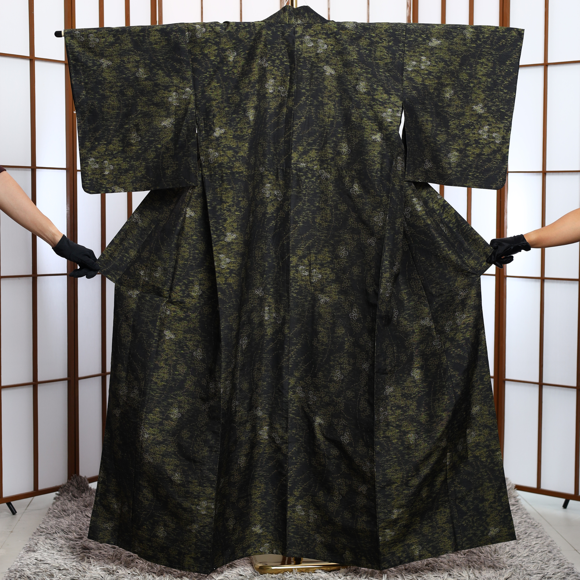Premium Oshima Fabric: 0428-27 | Quiet Woods