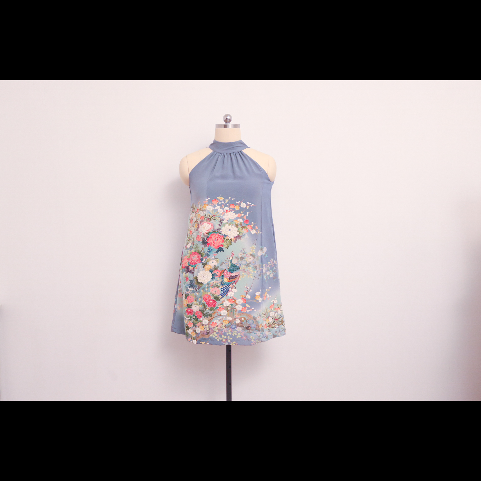 On-hand item: HD4395 | Halter Dress | MB