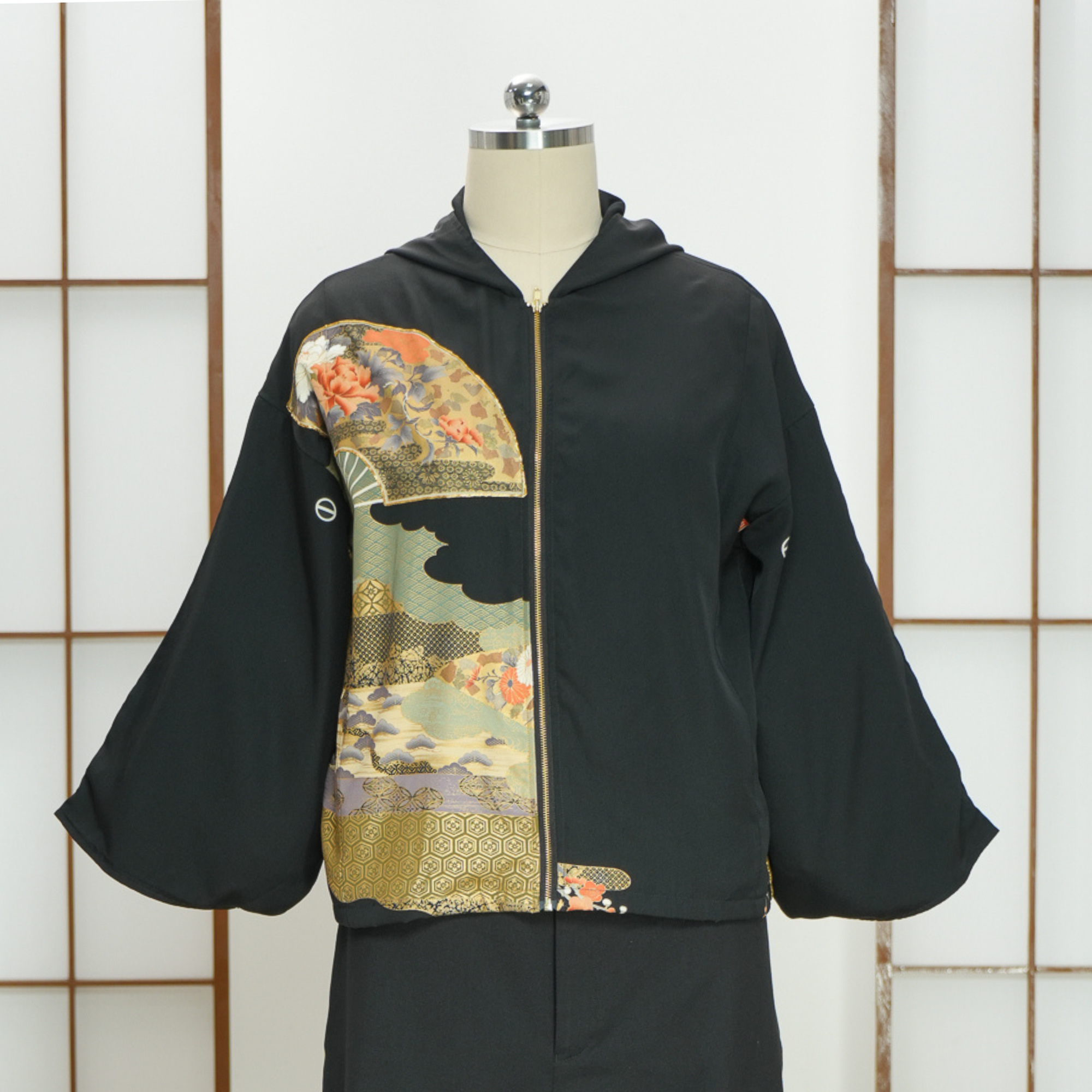 Premium On-hand: Black Hoodie With Zipper | HWZ7613Y