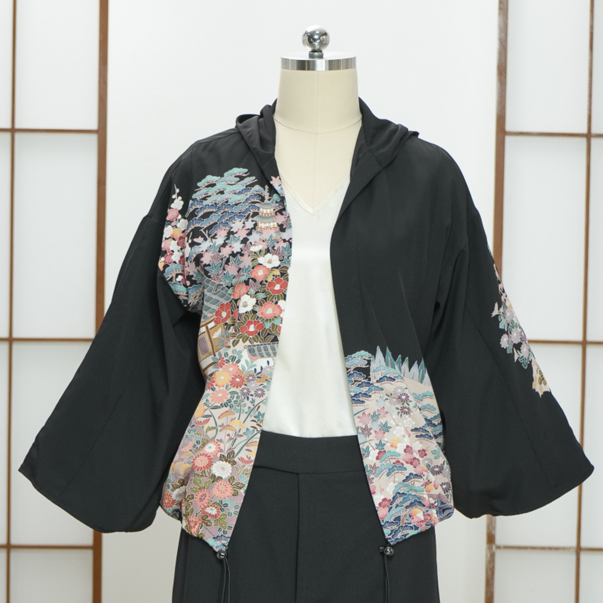 Premium On-hand: Black Hoodie | H7795 - yuzen!