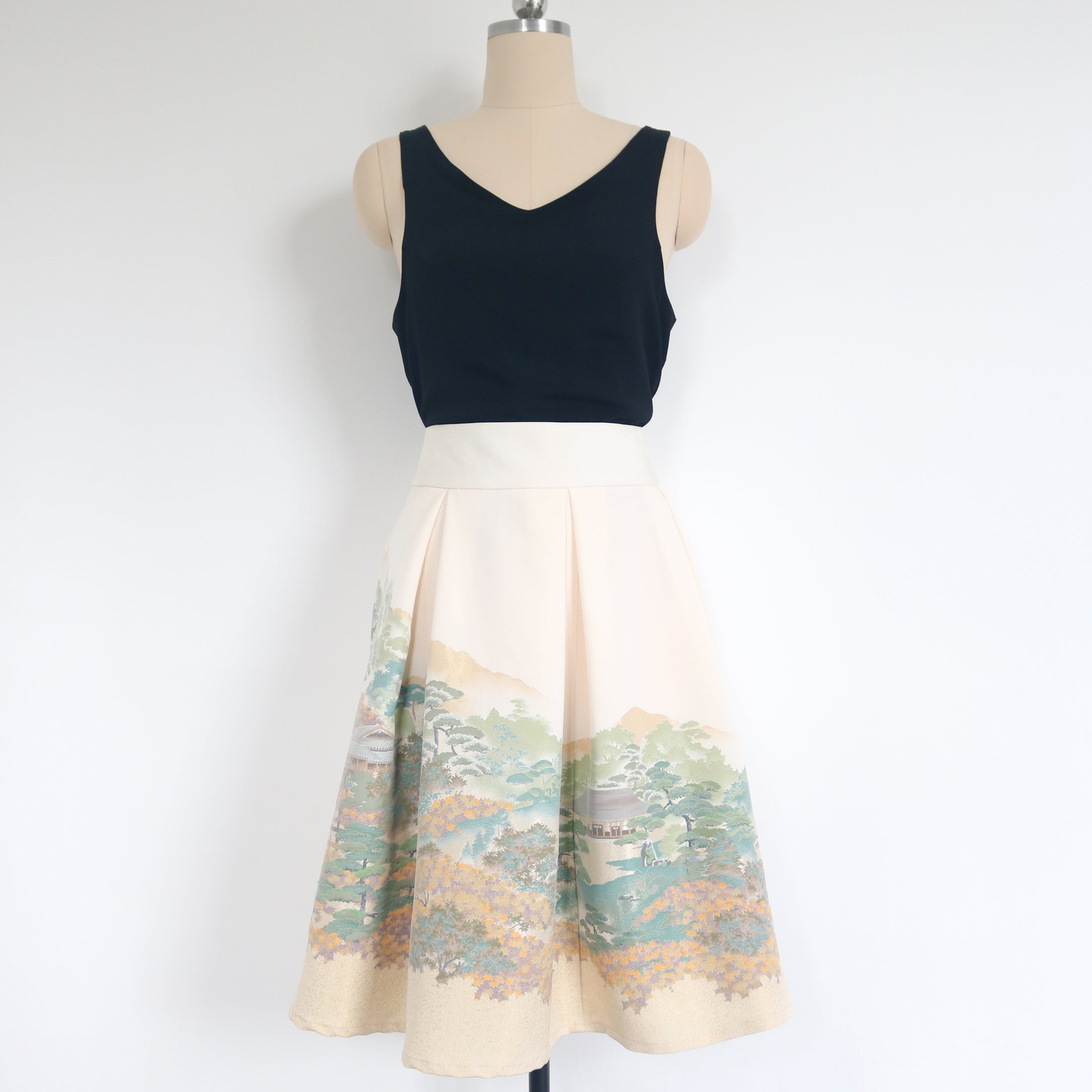 On-hand item: Circle Skirt | CS4783 - 2XL *Mimi's size now (pregnant)