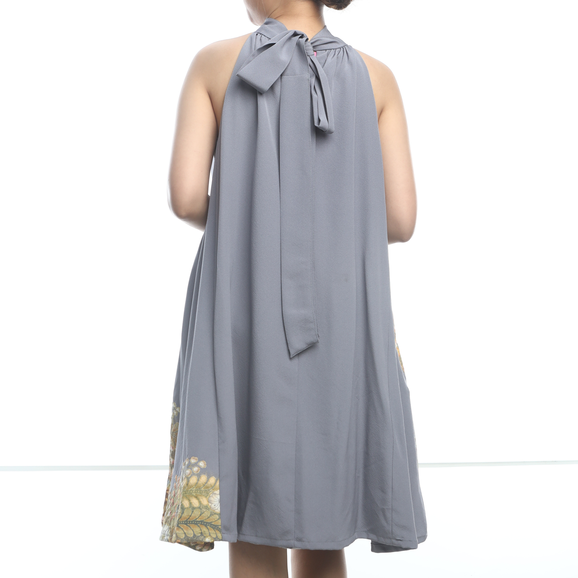 On-hand: Halter Dress Blue | HD6646 Size: MB