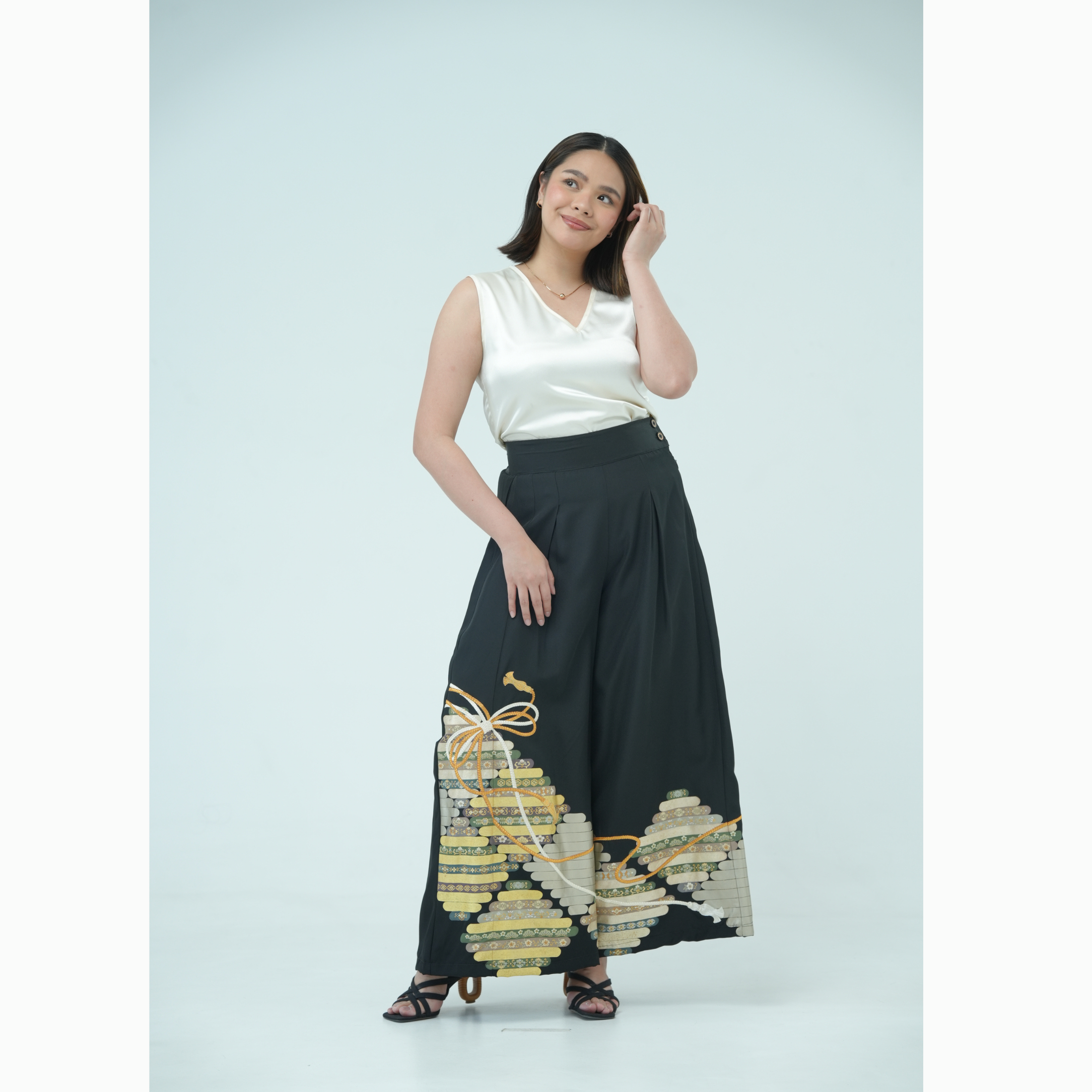 Premium On-hand: Black Palazzo Pants | XLA | PP7333A