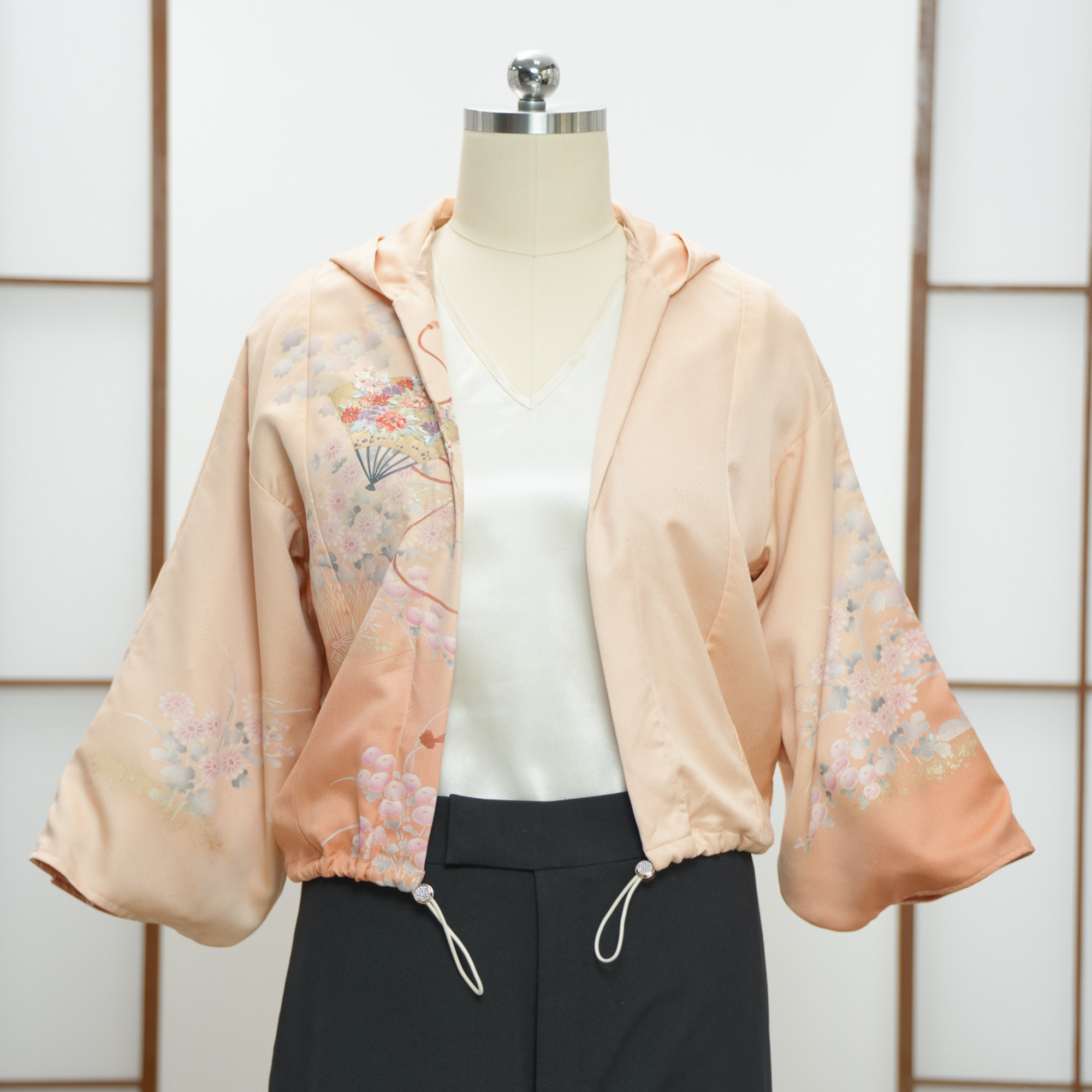 Premium On-hand item: Cream Kodomo Hoodie | HK7815