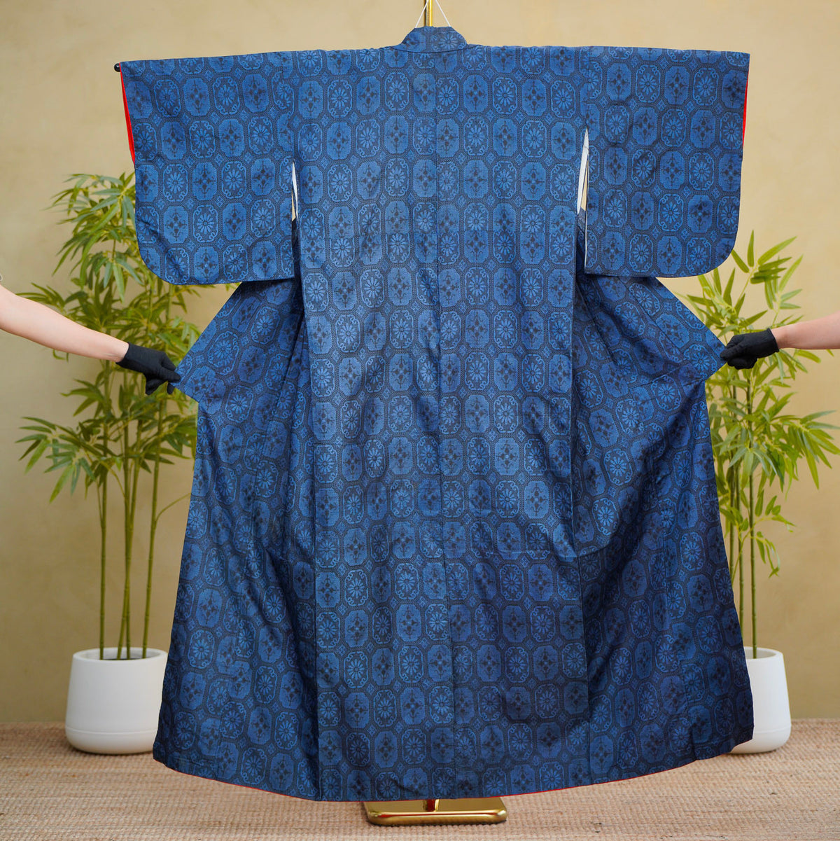 Premium Oshima Fabric: 0820_20 | Ancient Beauty - Indigo!