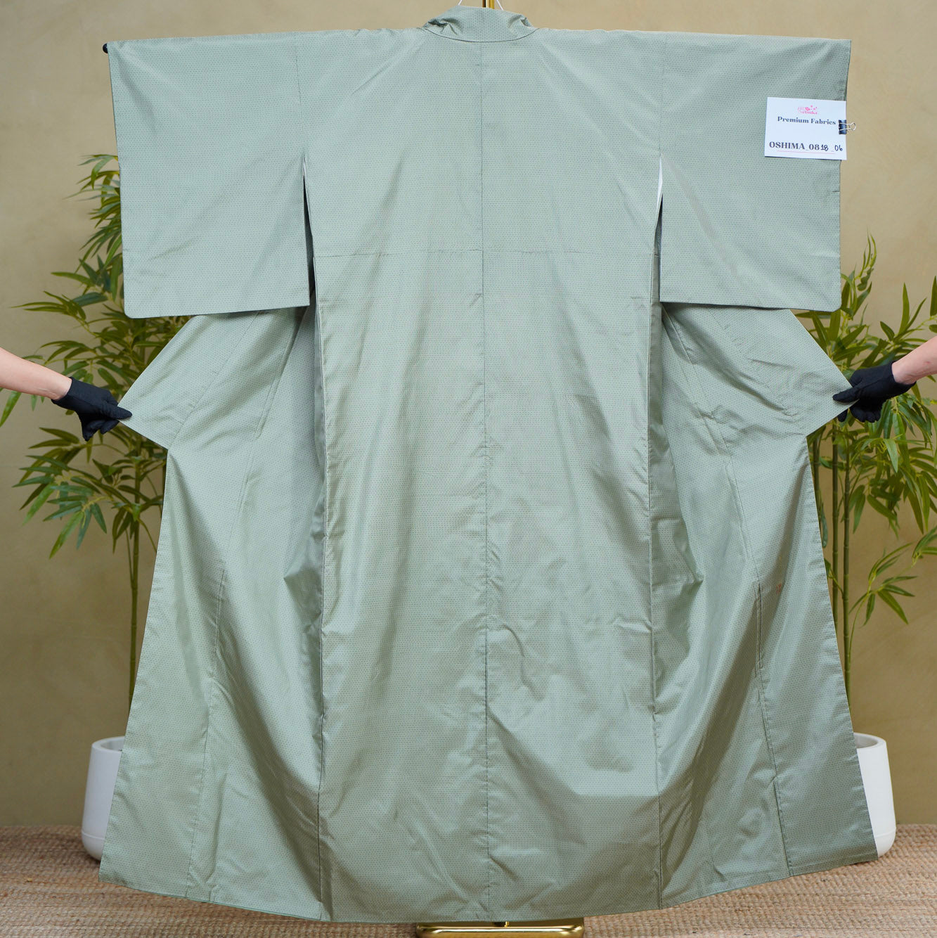 Premium Oshima Fabric: 0818_06 | Gentle Mint