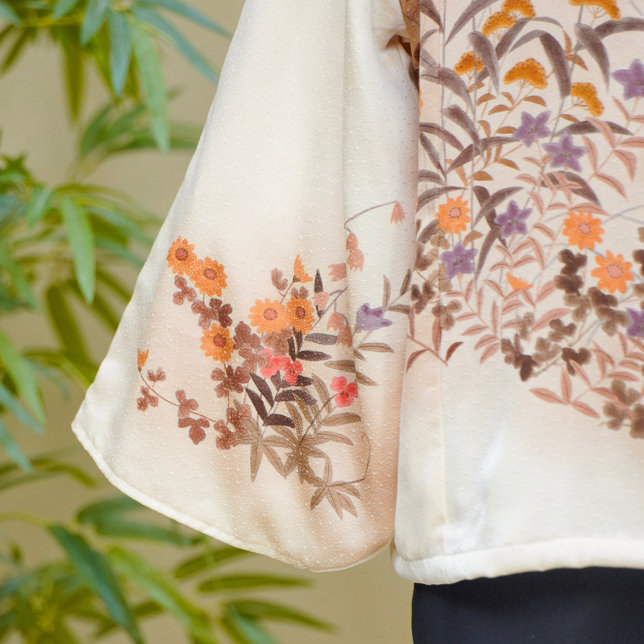 8k Hoodies On-hand: Cream Hoodie With Zipper | HWZ7892Y