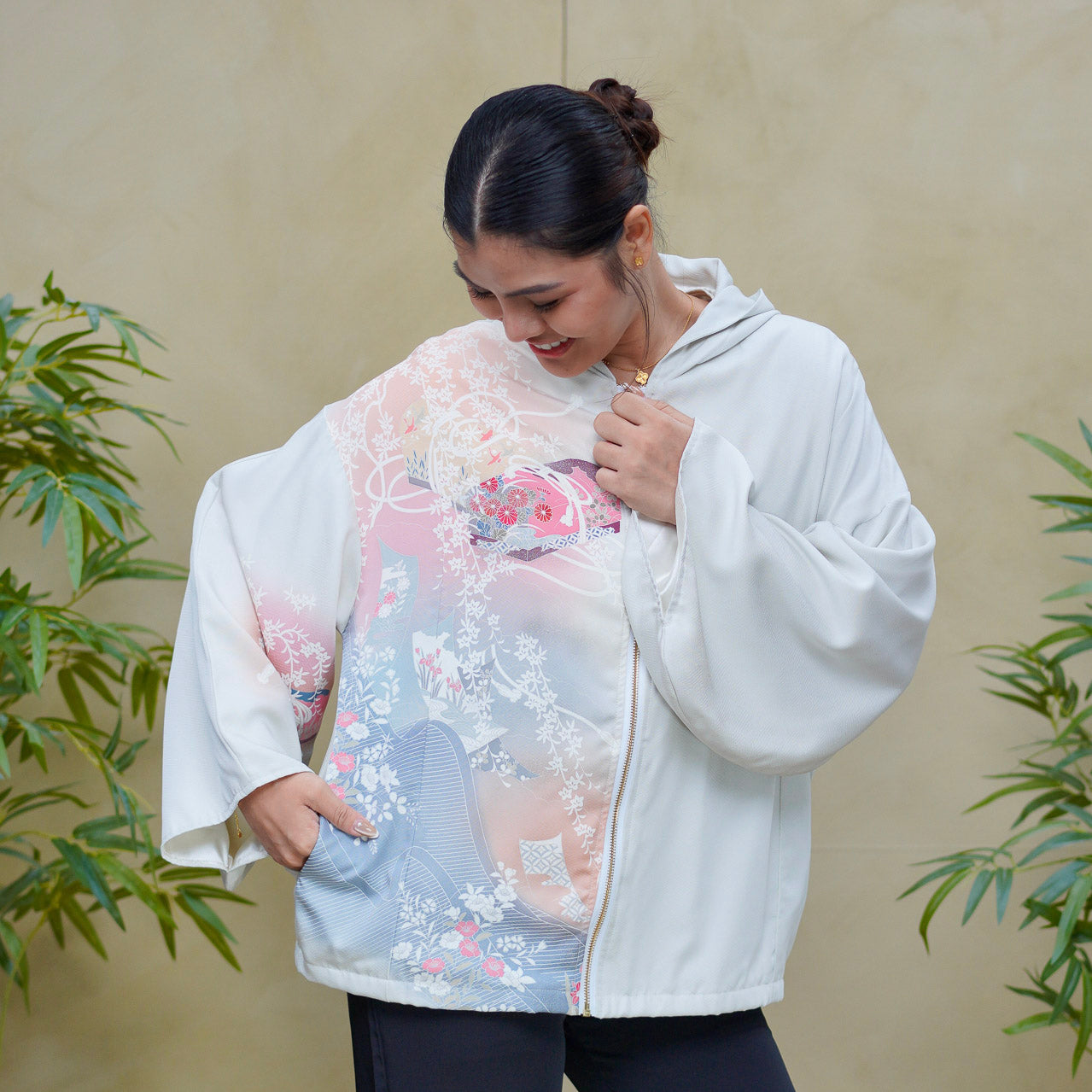 Premium On-hand: Cream Hoodie With Zipper | HWZ8278Y (SO M)