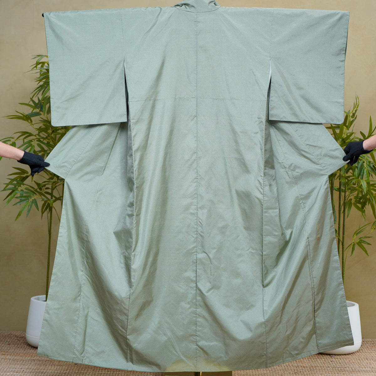 Premium Oshima Fabric: 0818_06 | Gentle Mint