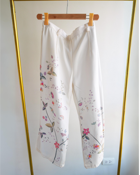 On-Hand Premium Item: White Garden| Wide Leg Pants - 4XLB