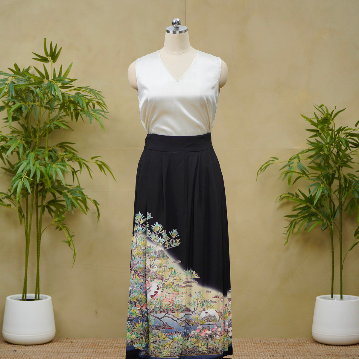 Premium On-hand: Black Hanbok Skirt | HS7625M | 2T