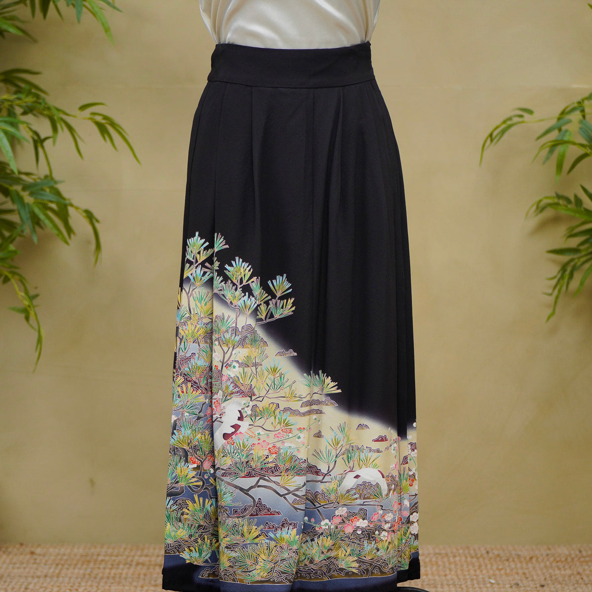 Premium On-hand: Black Hanbok Skirt | HS7625M | 2T