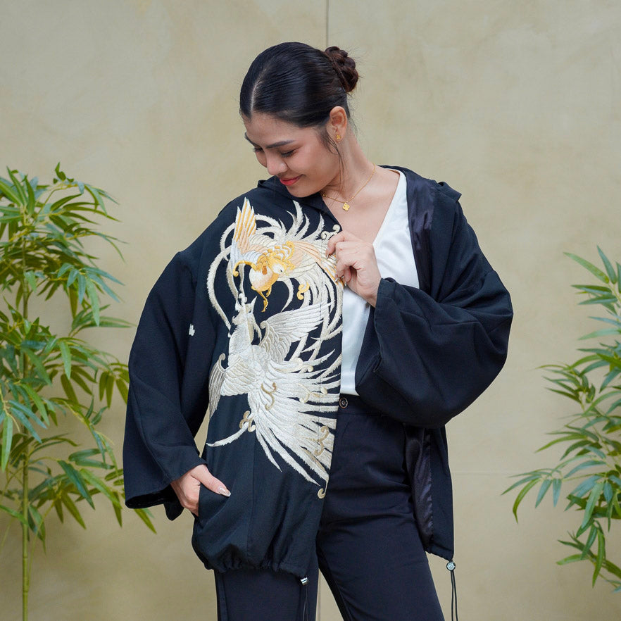 Premium On-hand: Black Hoodie | H8294Y