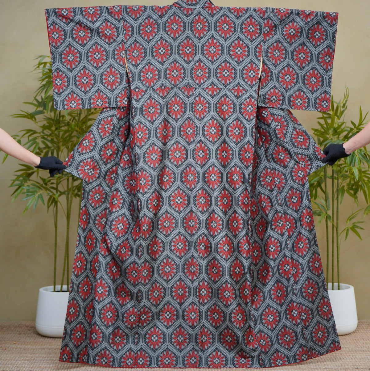 Premium Oshima Fabric: 0818_07 | Ember Rosette