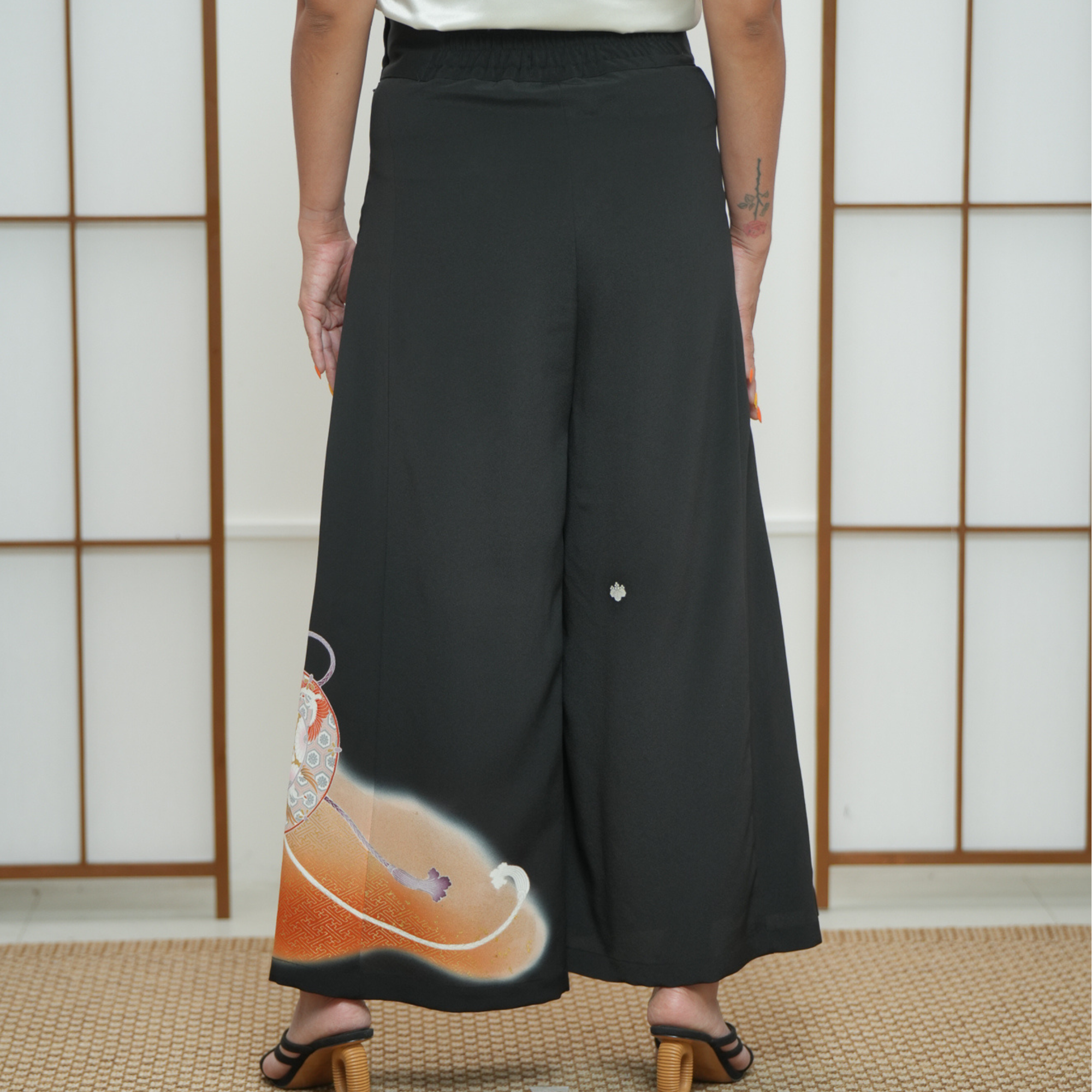 Premium On-hand: Black Palazzo Pants | XLB | PP7842A