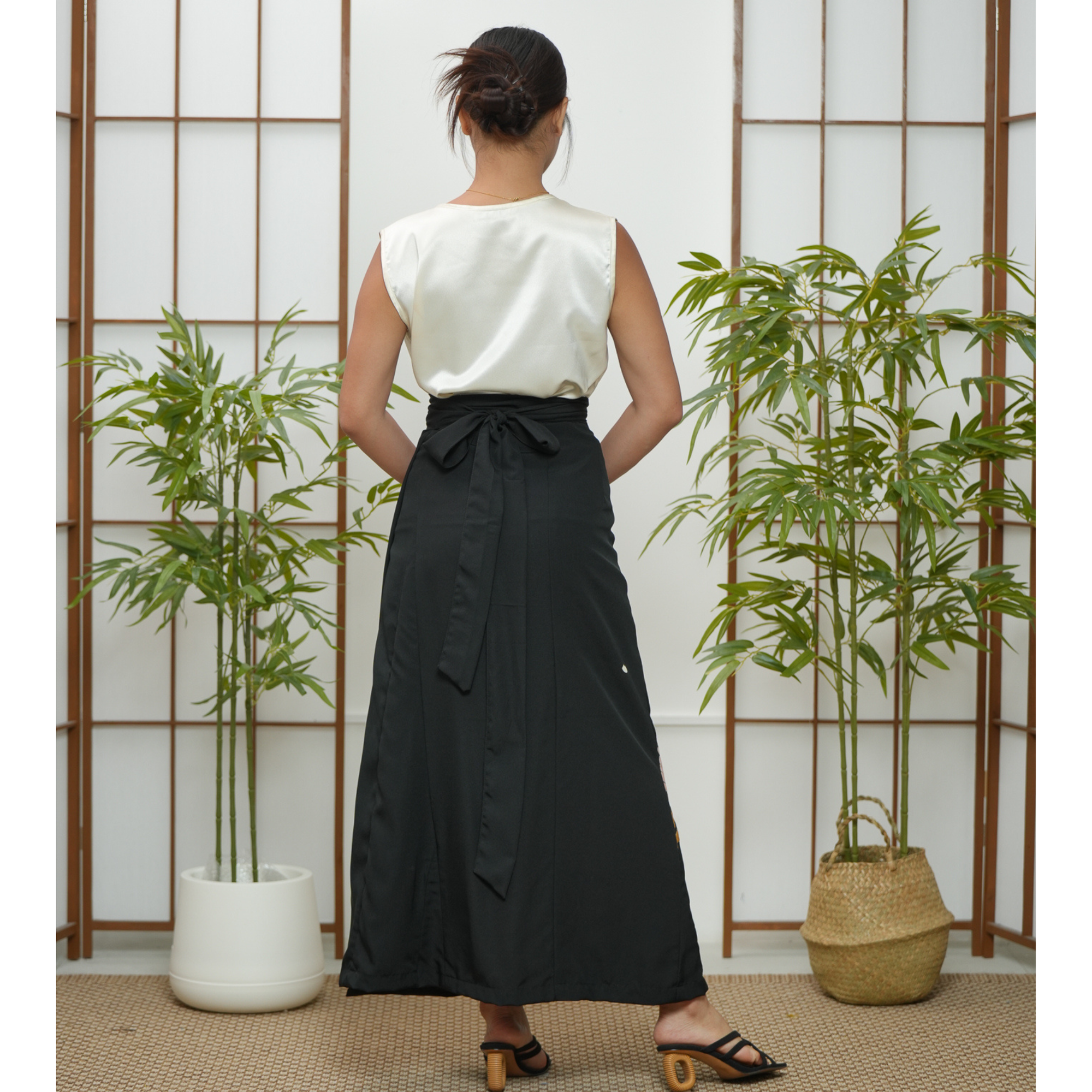 Premium On-hand: Black Wrap Skirt | WS7863Y | 1T