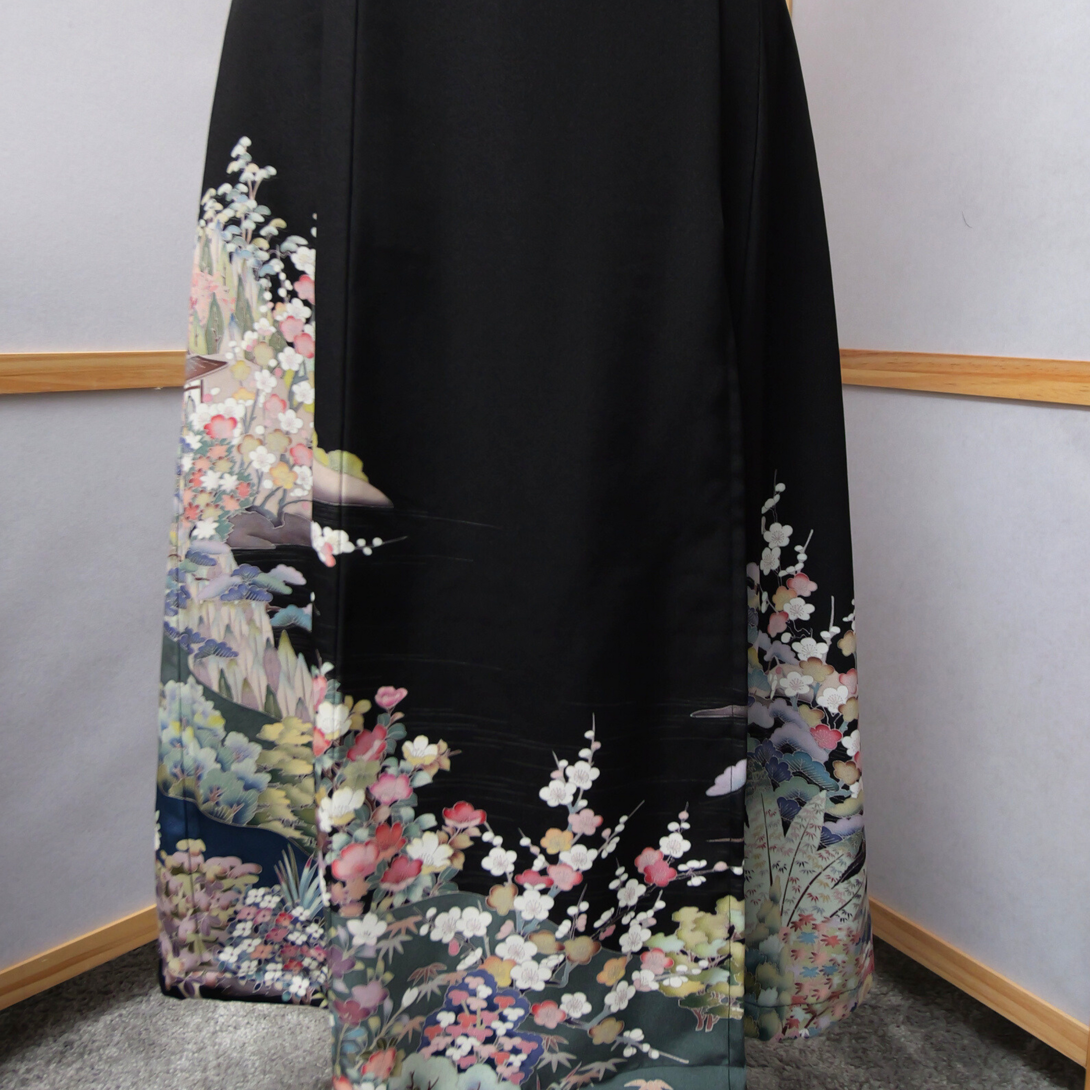 Ap30 On-hand: High Slit Skirt | HSS2470  | Mimi size
