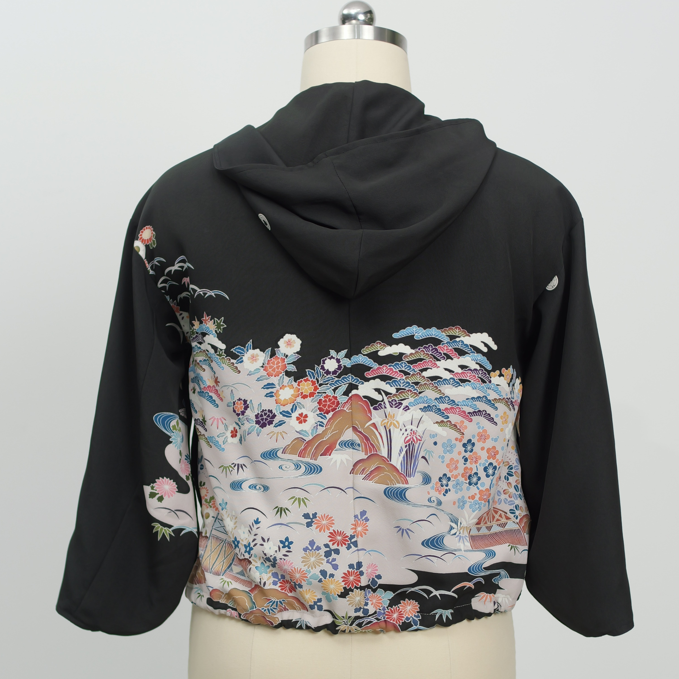 On-hand: Kodomo Hoodie Black | HK6385 Size: Small
