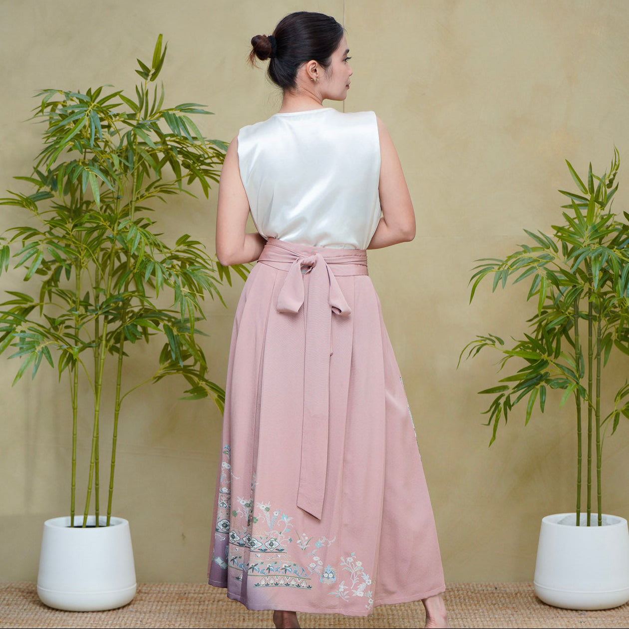 Premium On-hand: Pink Hanbok Skirt | HS8332M | 1P