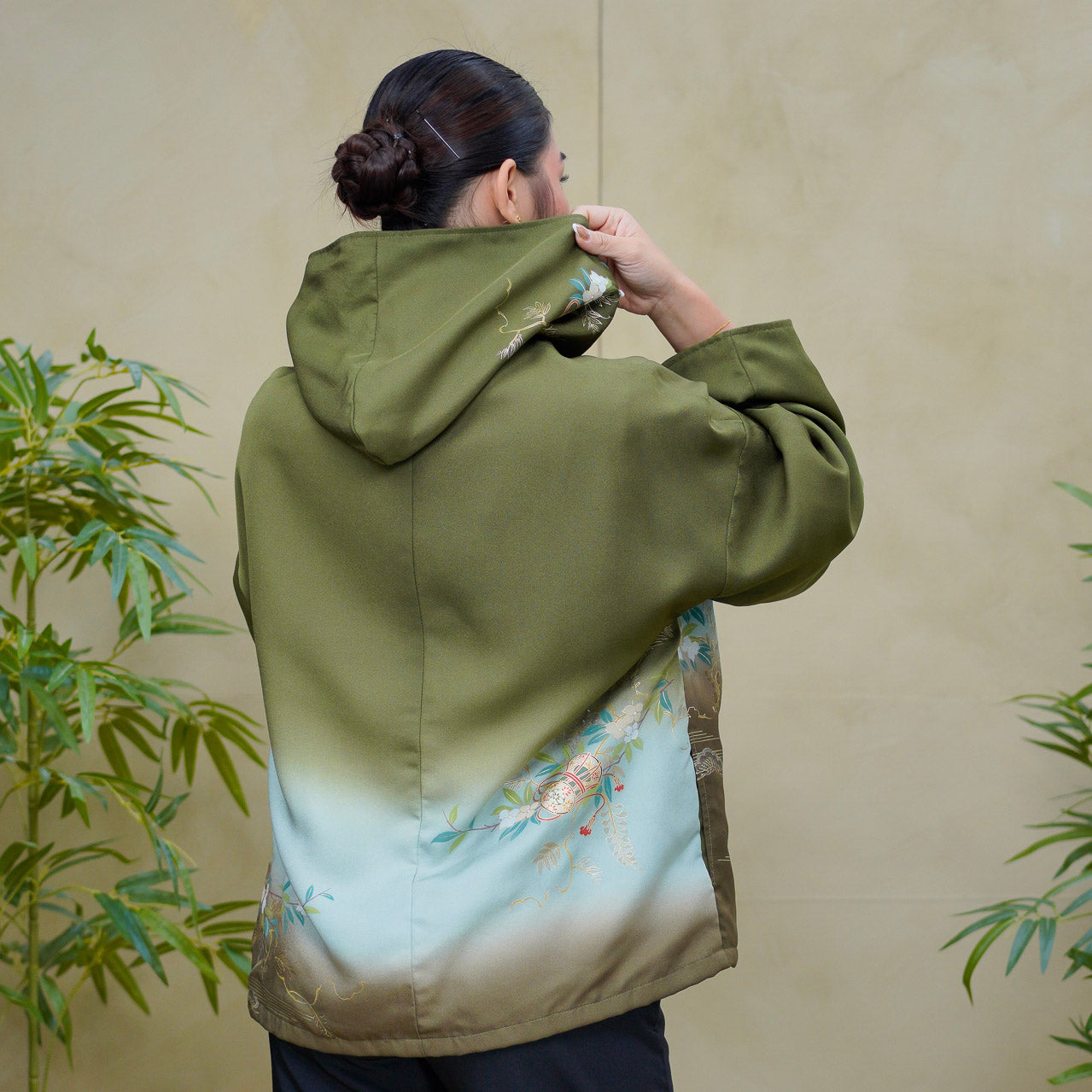 Premium On-hand: Green Hoodie With Zipper | HWZ8265Y (SO M)